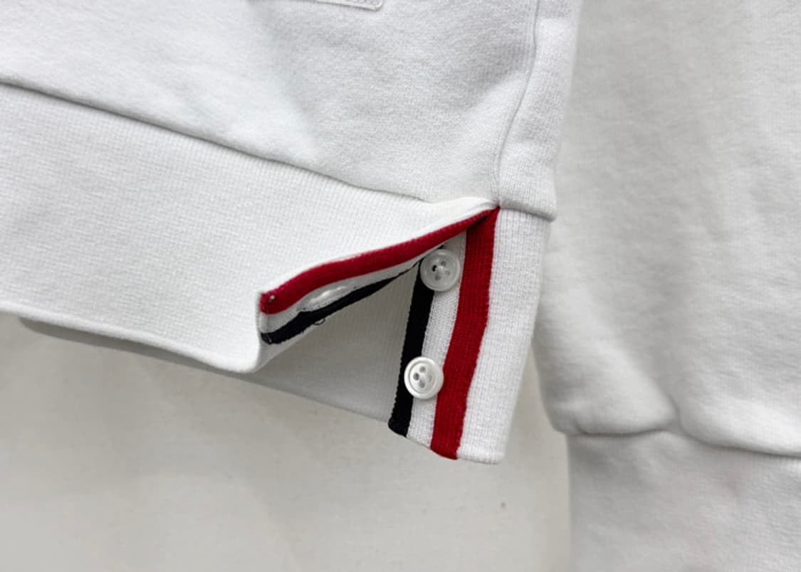 톰브라운 백삼선 맨투맨 상품이미지4