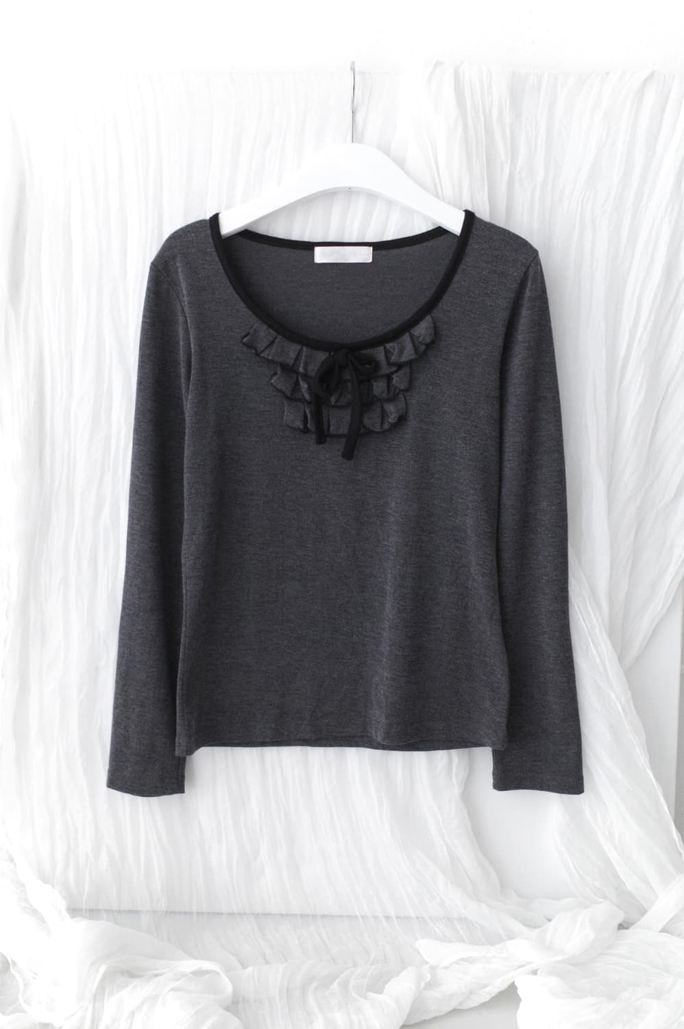 frill long sleeve 상품이미지1
