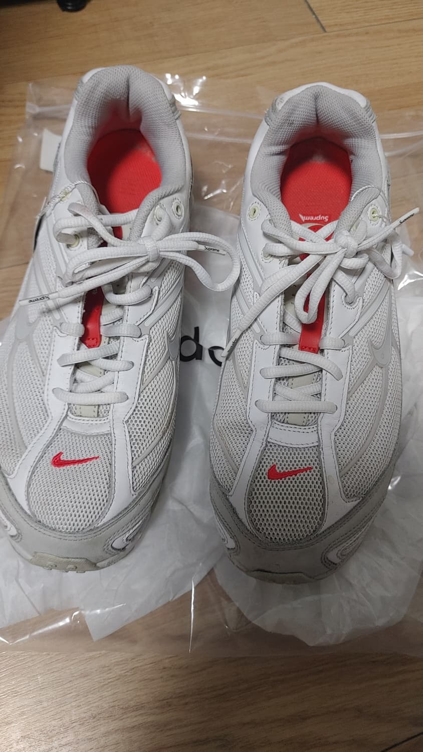 나이키 슈프림 샥스라이드 2 화이트 275 상품이미지1