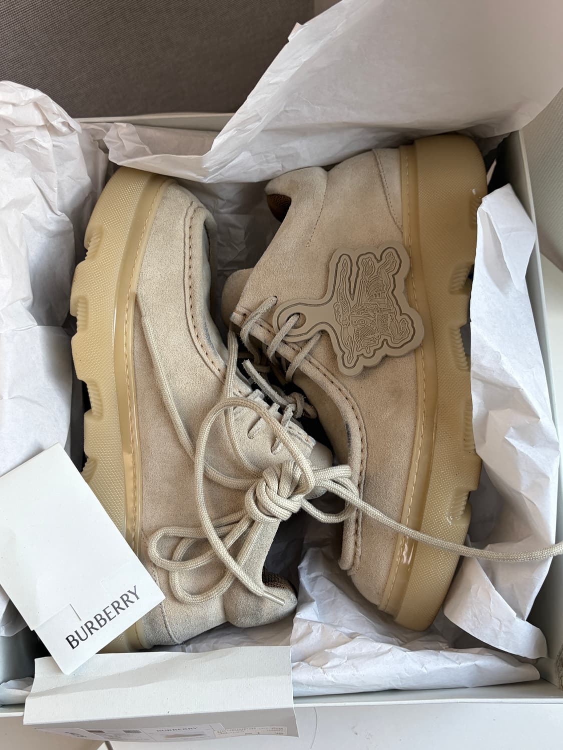 [45] 버버리 크리퍼 스웨이드 미드 슈즈 상품이미지1