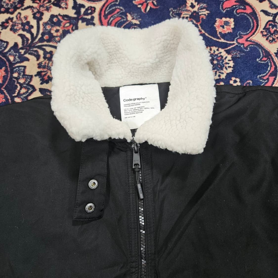 코스그라피(CGP) 하이넥 헤비보아 플리스 무스탕 패딩 점퍼 상품이미지3