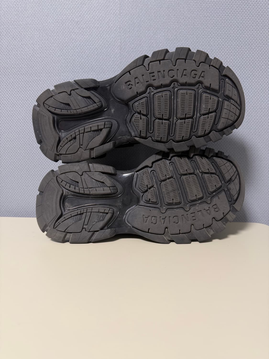 발렌시아가 트랙 샌들 블랙 [42] 상품이미지8