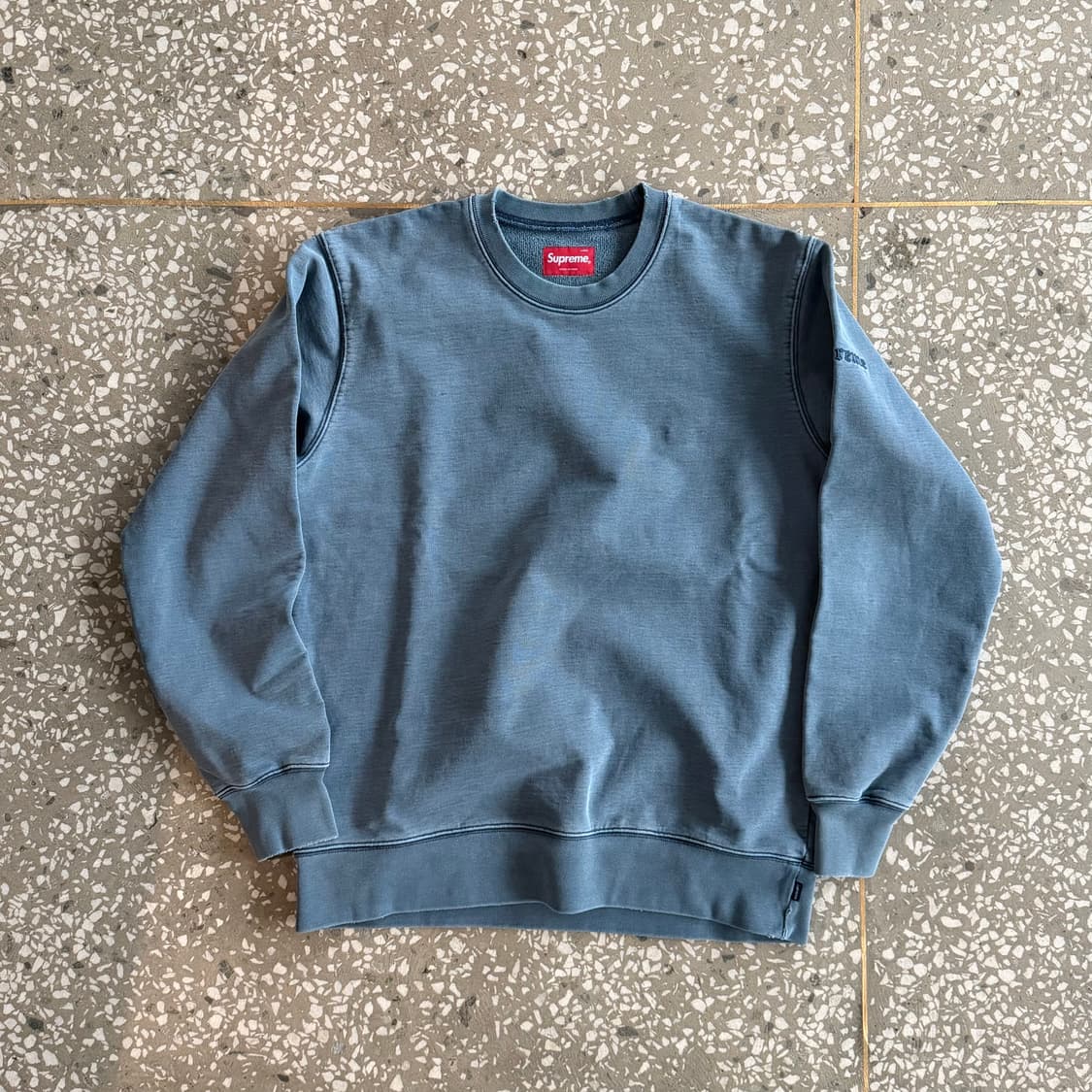 슈프림 오버다이드 크루넥 상품이미지1