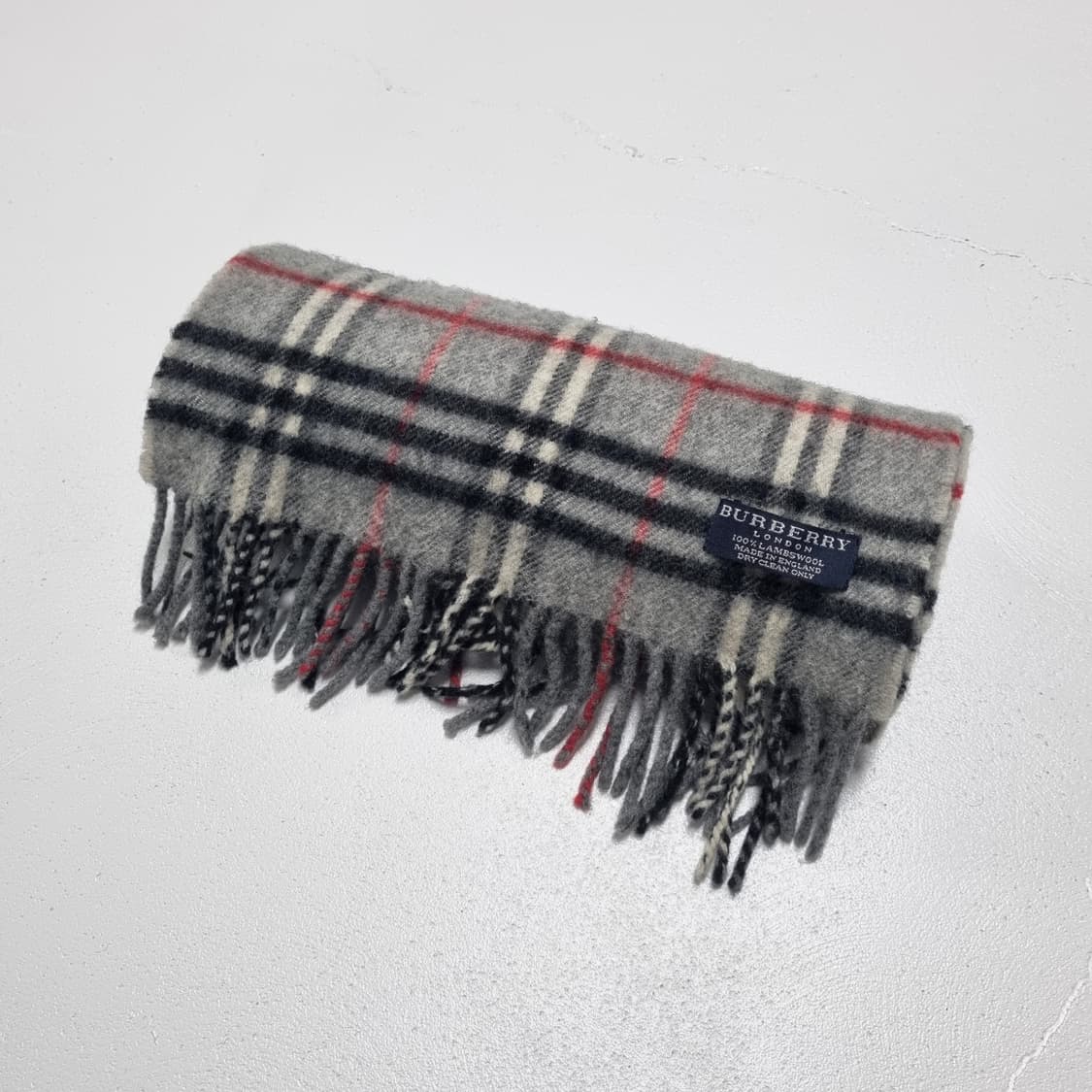 BURBERRY 노바체크 머플러 그레이 - OS   상품이미지1