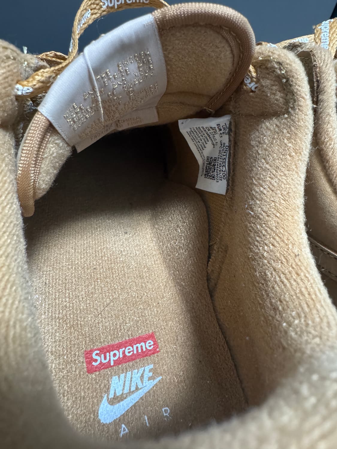 나이키X슈프림 에어포스 1 로우 플랙스 라이트브라운 상품이미지7