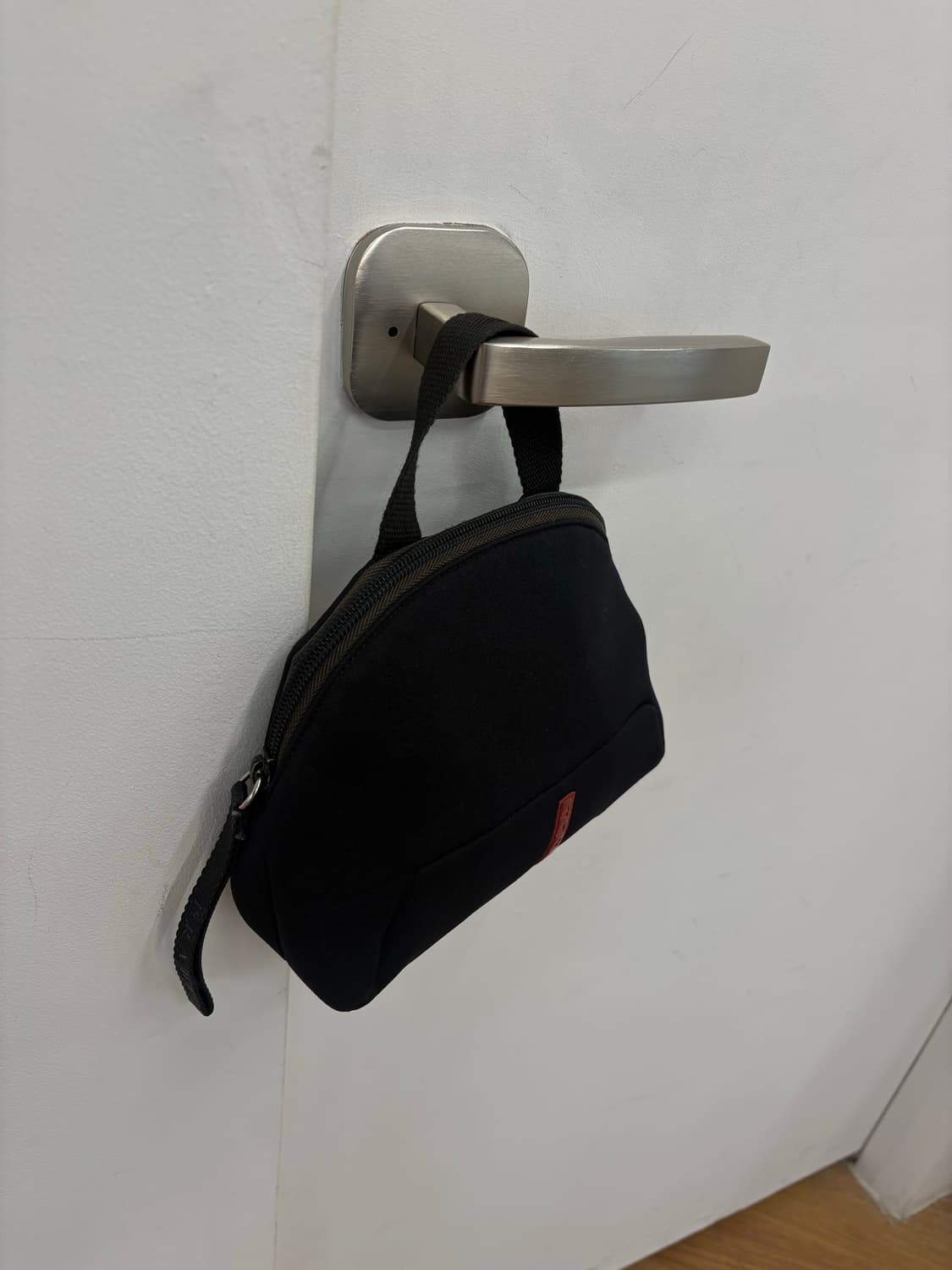 Prada sports 00s 나일론 미니백 상품이미지2