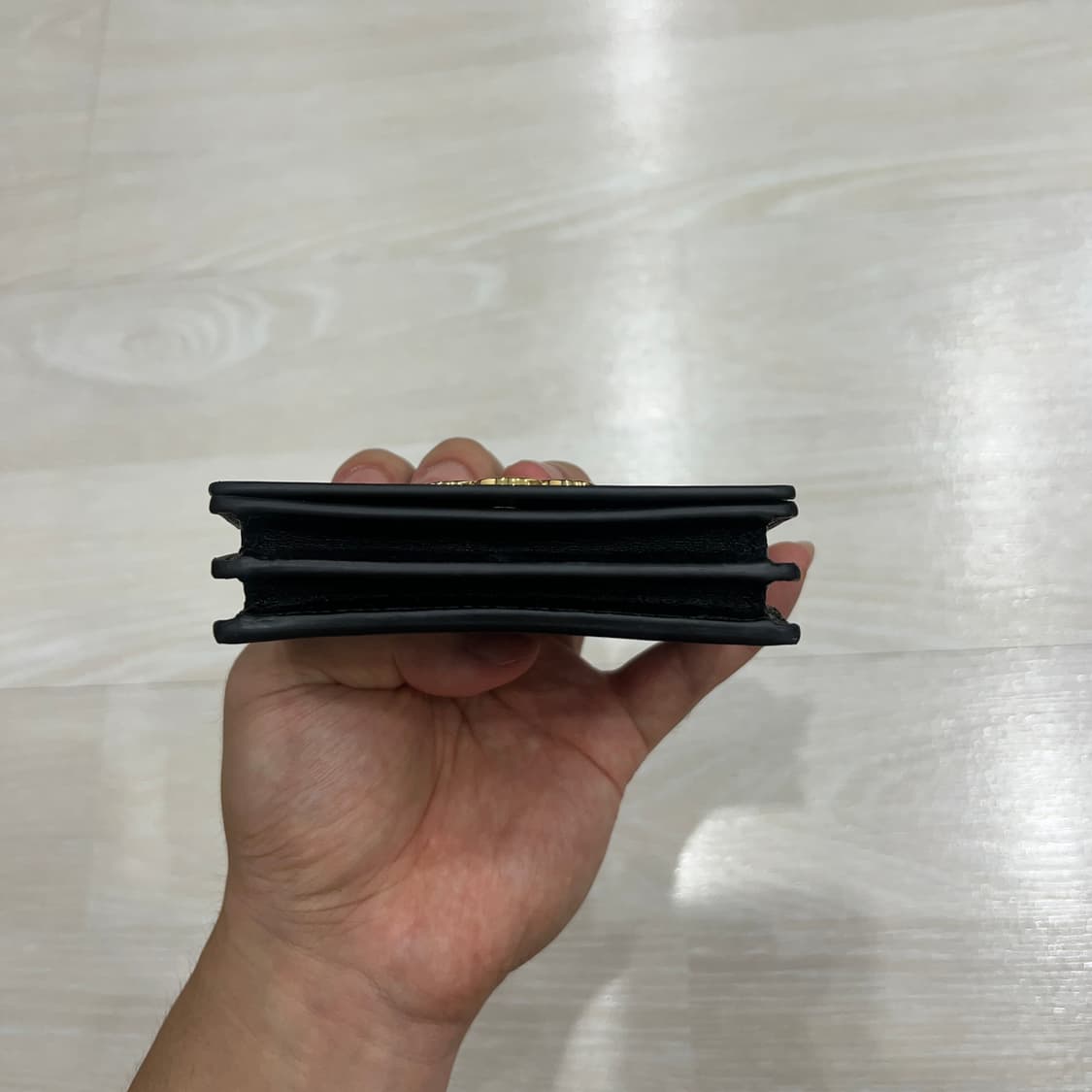 셀린느 트리오페 명합 지갑 상품이미지8