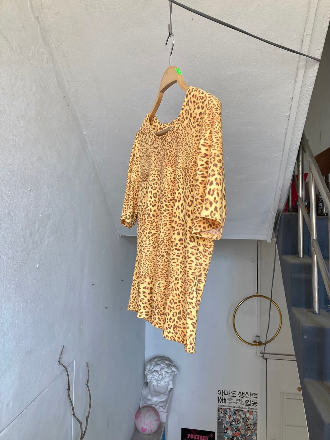 호피 패턴 크롭 니트 반팔탑 상품이미지3