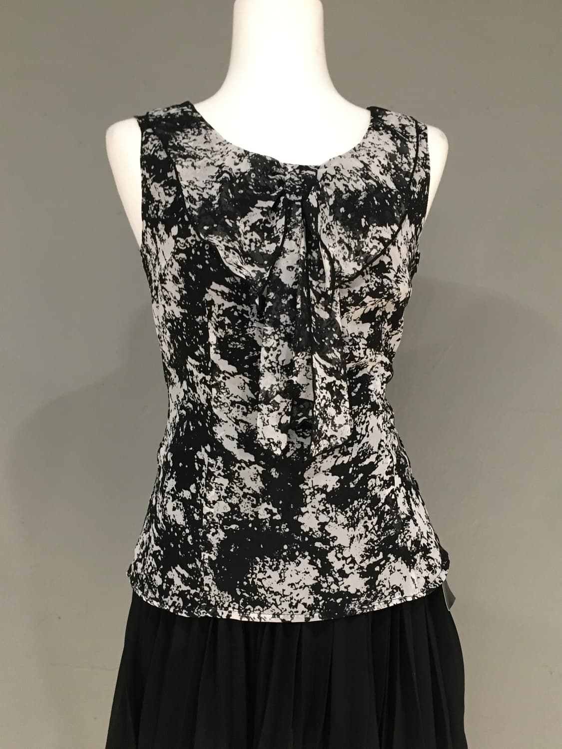 Painting ribbon point sleeveless 상품이미지1