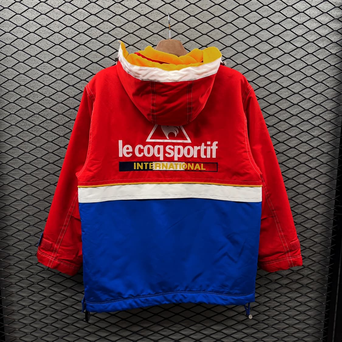 르꼬끄 스포츠 레트로 컬러블럭 아노락 패딩안감 디테일 멀티컬러 상품이미지3