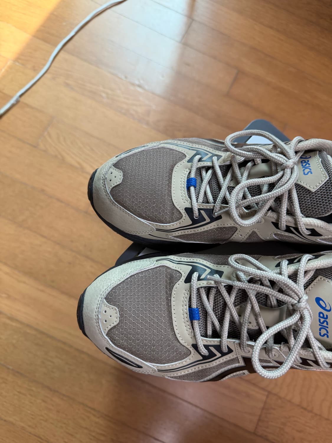 아식스 젤 벤쳐 6 SPS 페퍼 블랙 상품이미지2