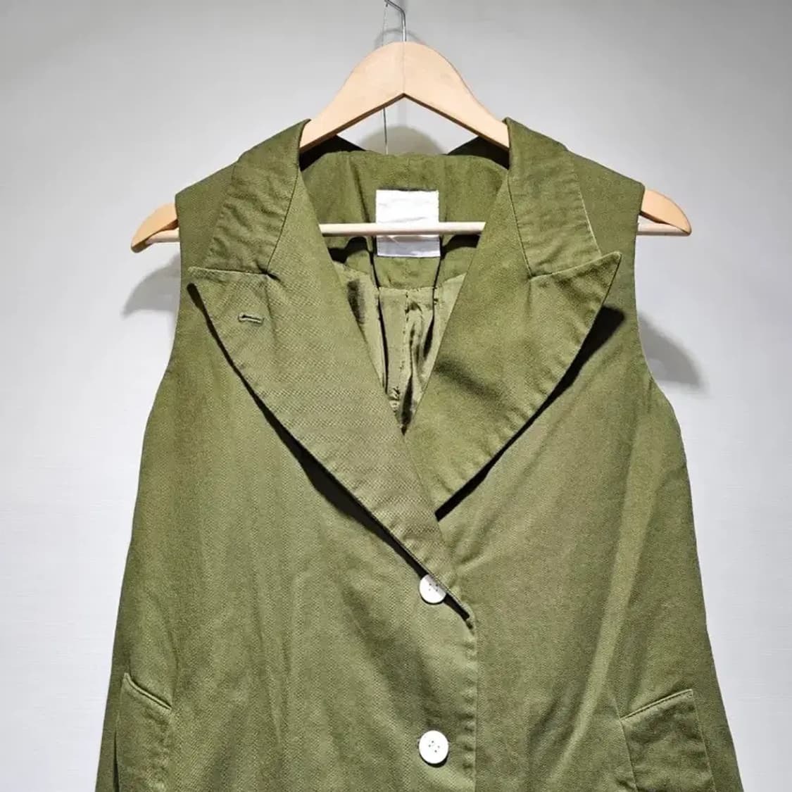 구호(KUHO) 카키 롱 베스트 ~55반 상품이미지10