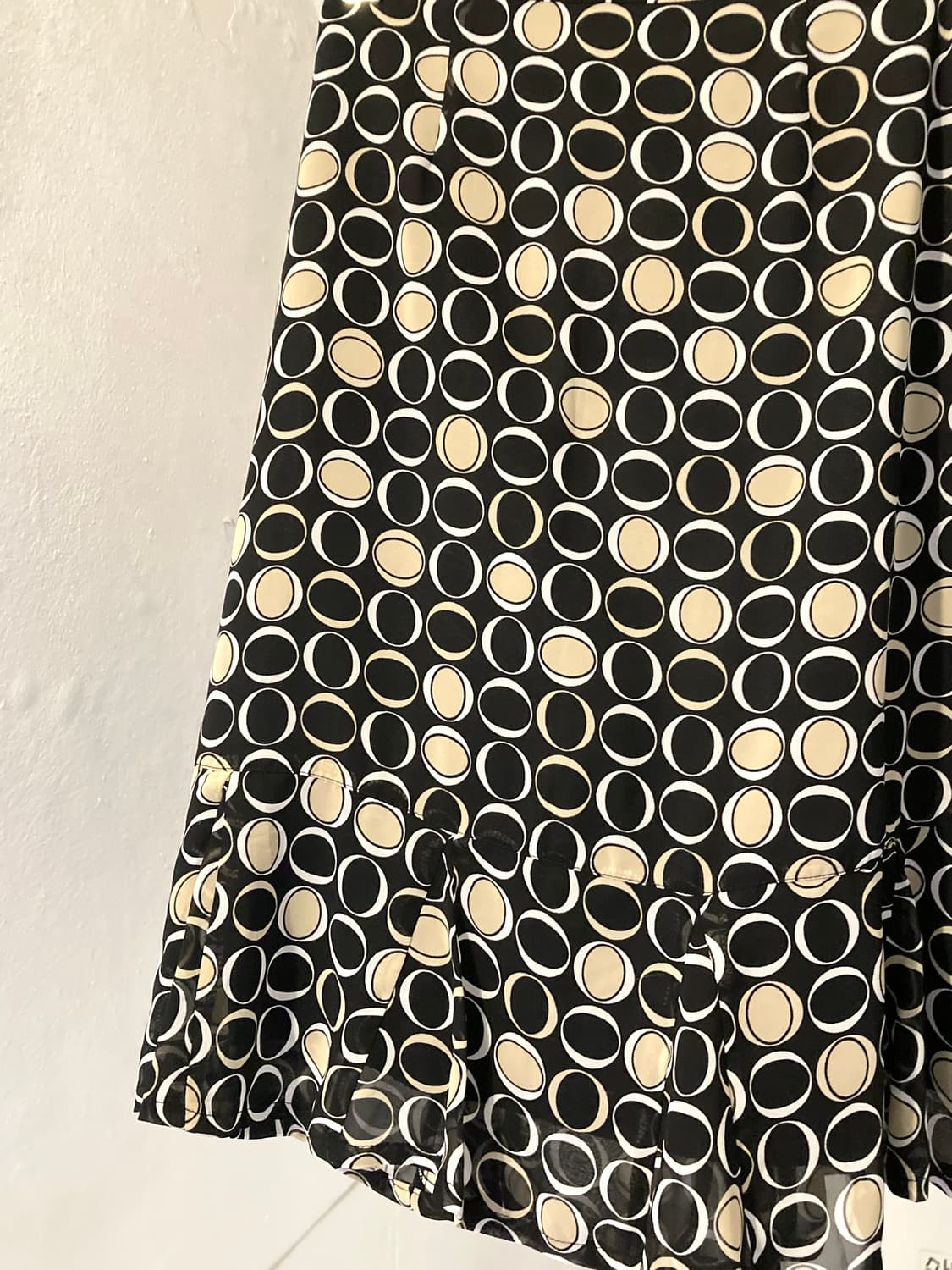 y2k 새틴 프린팅 도트 플레어 스커트 상품이미지6