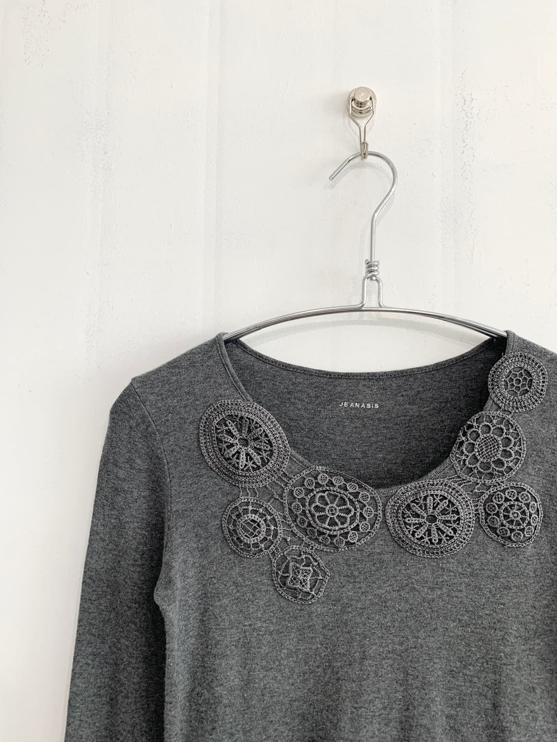 Charcoal Crochet Detail Long Sleeve 상품이미지8