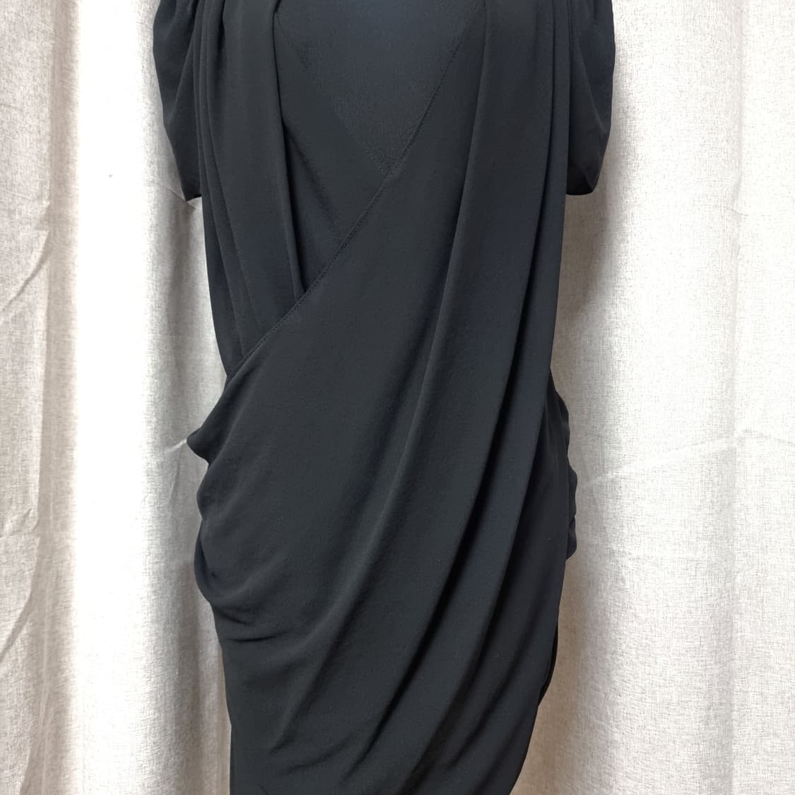 모조에스핀 드레스 원피스 큐빅숄더 (55) 2회착+드라이완/ 상태최상 상품이미지8