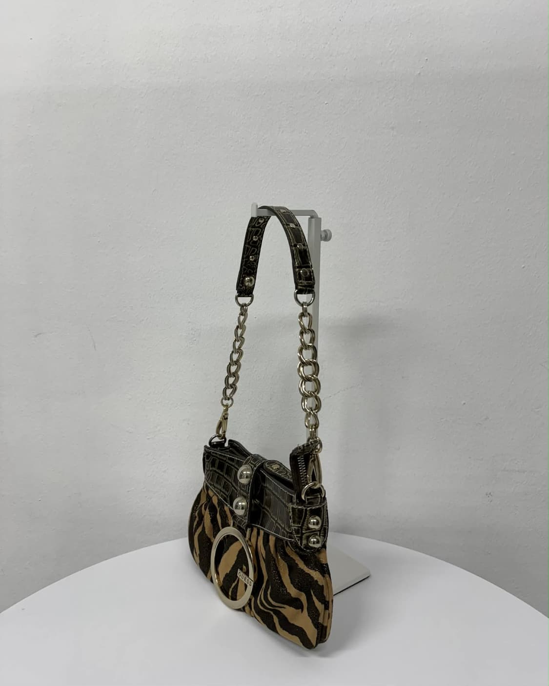 게스 빈티지 레오파드 Y2k 체인 미니 숄더 토트백 상품이미지2