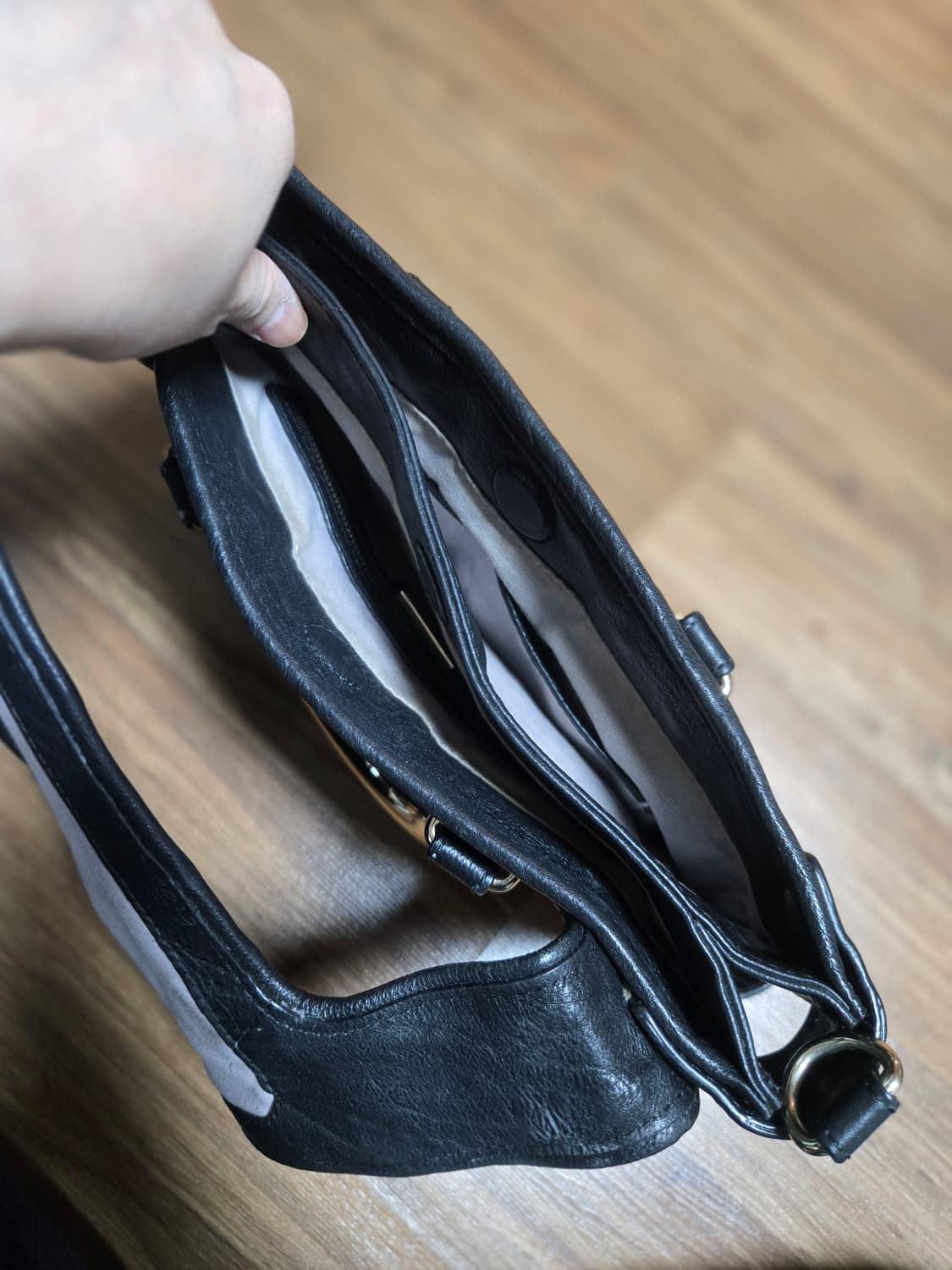 하이덴 하넷 블랙 가죽 크로스백 상품이미지7