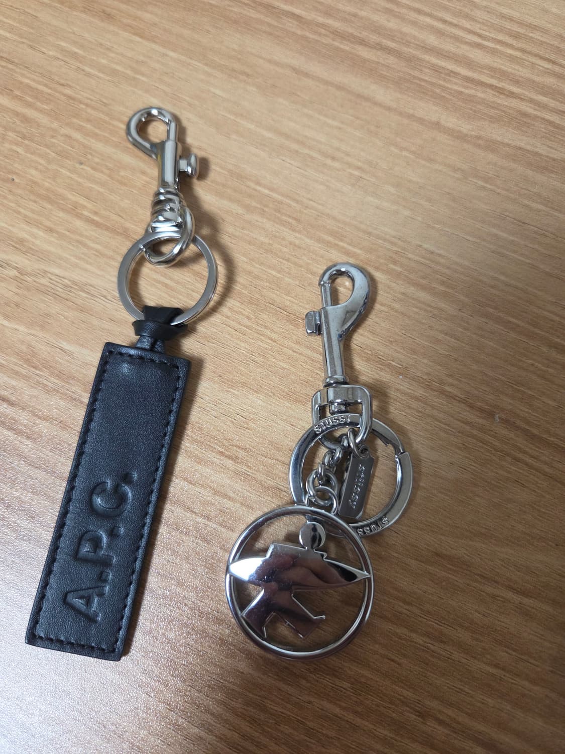 스투시 서프맨 키링 아페쎄 키링 상품이미지1