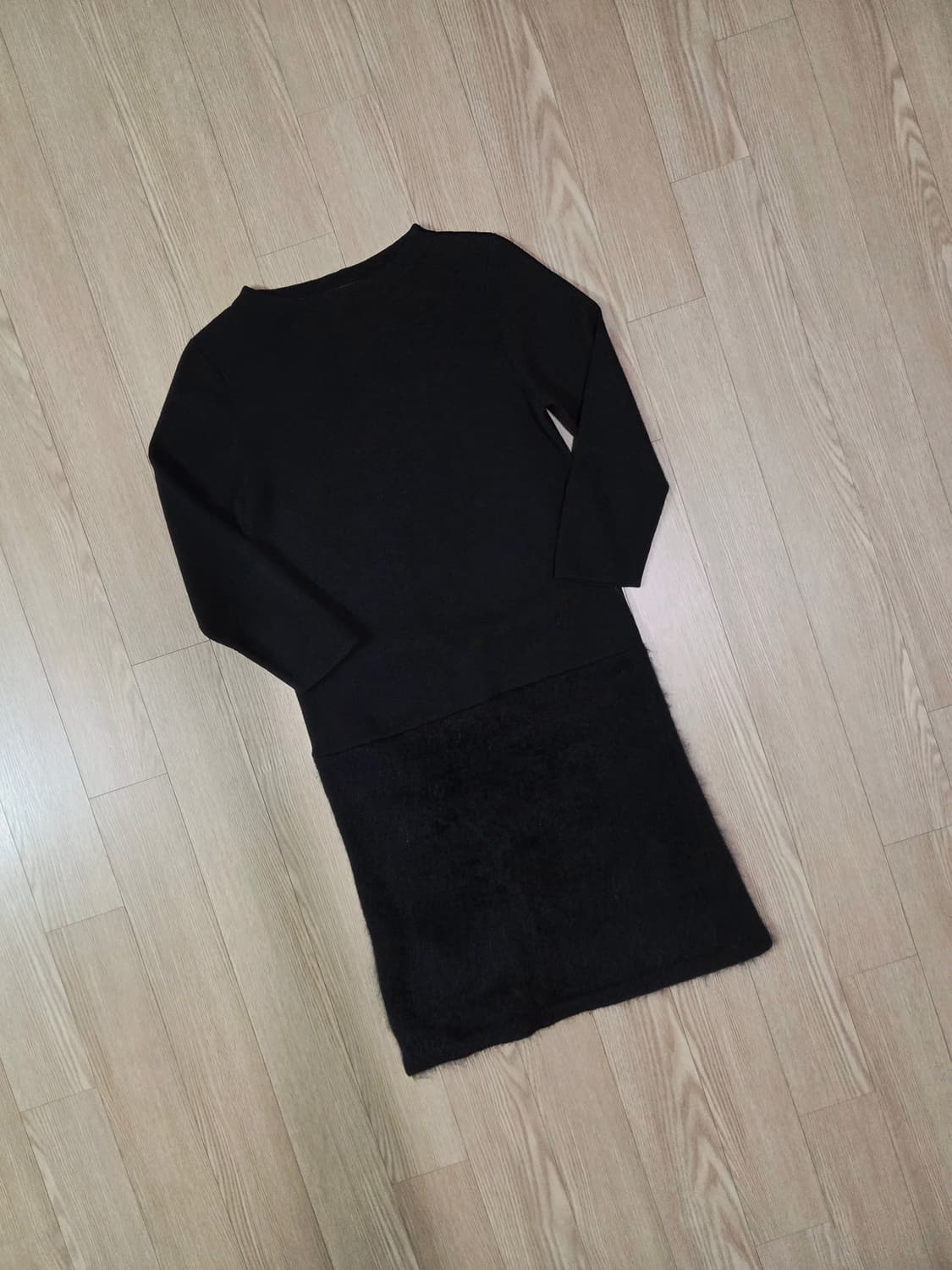 유나이티드 애로우즈 도쿄 블랙 퍼 라운드 원피스 상품이미지3