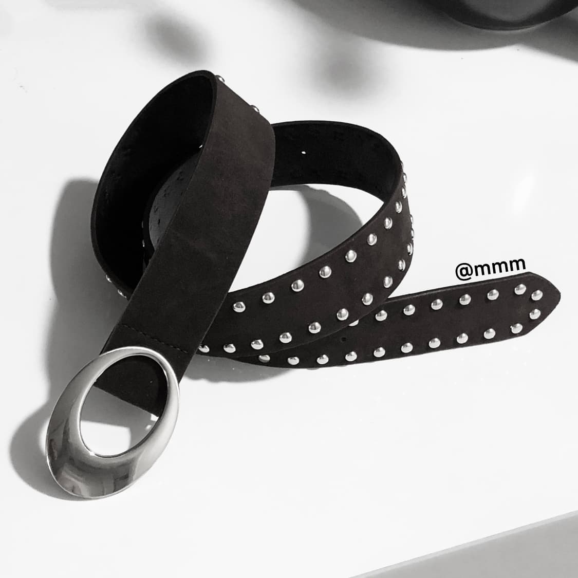 [Unisex] 오벌 원버클 스터드 벨트 블랙 상품이미지8