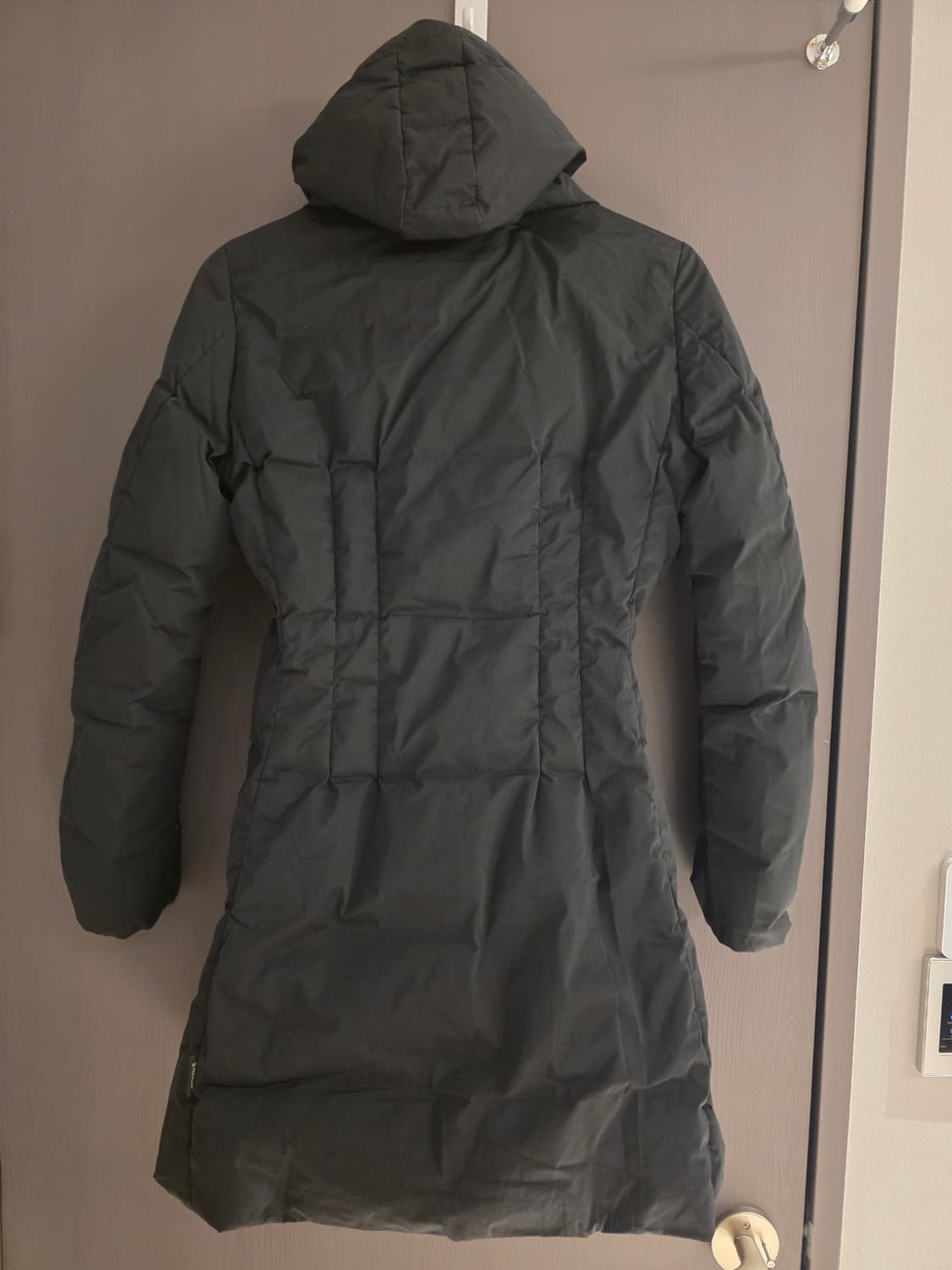 몽클레어 여성 롱패딩 사이즈1. M사이즈 44~55 상품이미지2