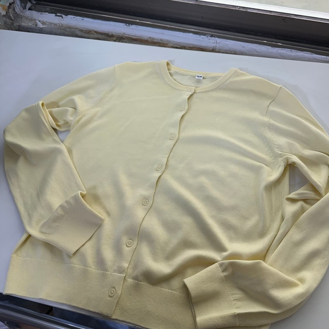 우먼M 유니클로 파스텔옐로우 모달 U넥 가디건 상품이미지1