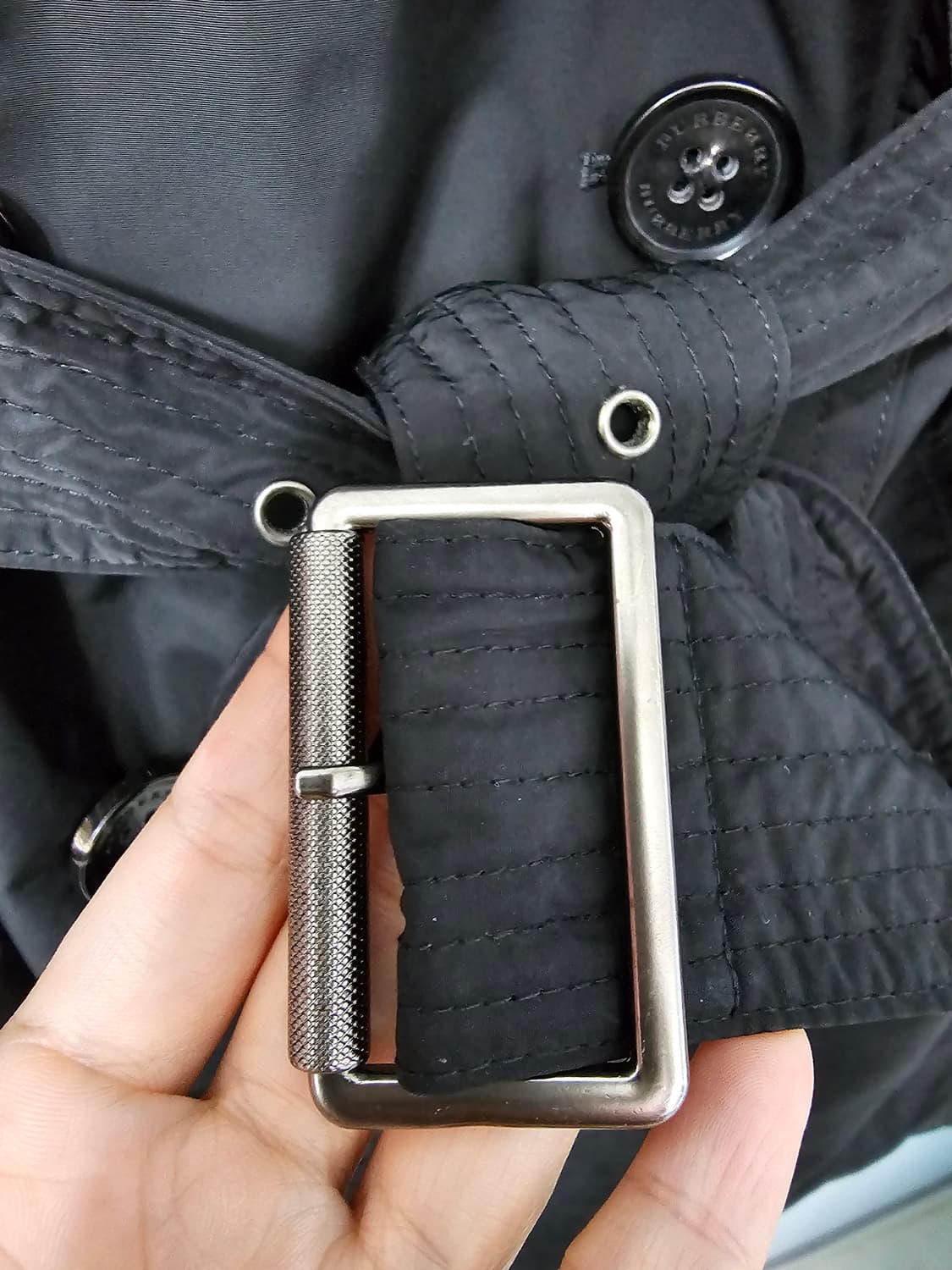 정품 Burberry 버버리 블랙 트렌치 코트 66 상품이미지8