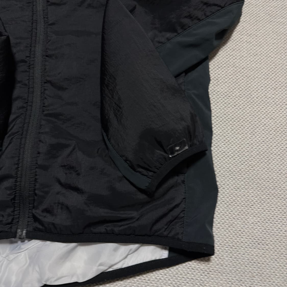 나이키 러닝 경량 패딩자켓 상품이미지3