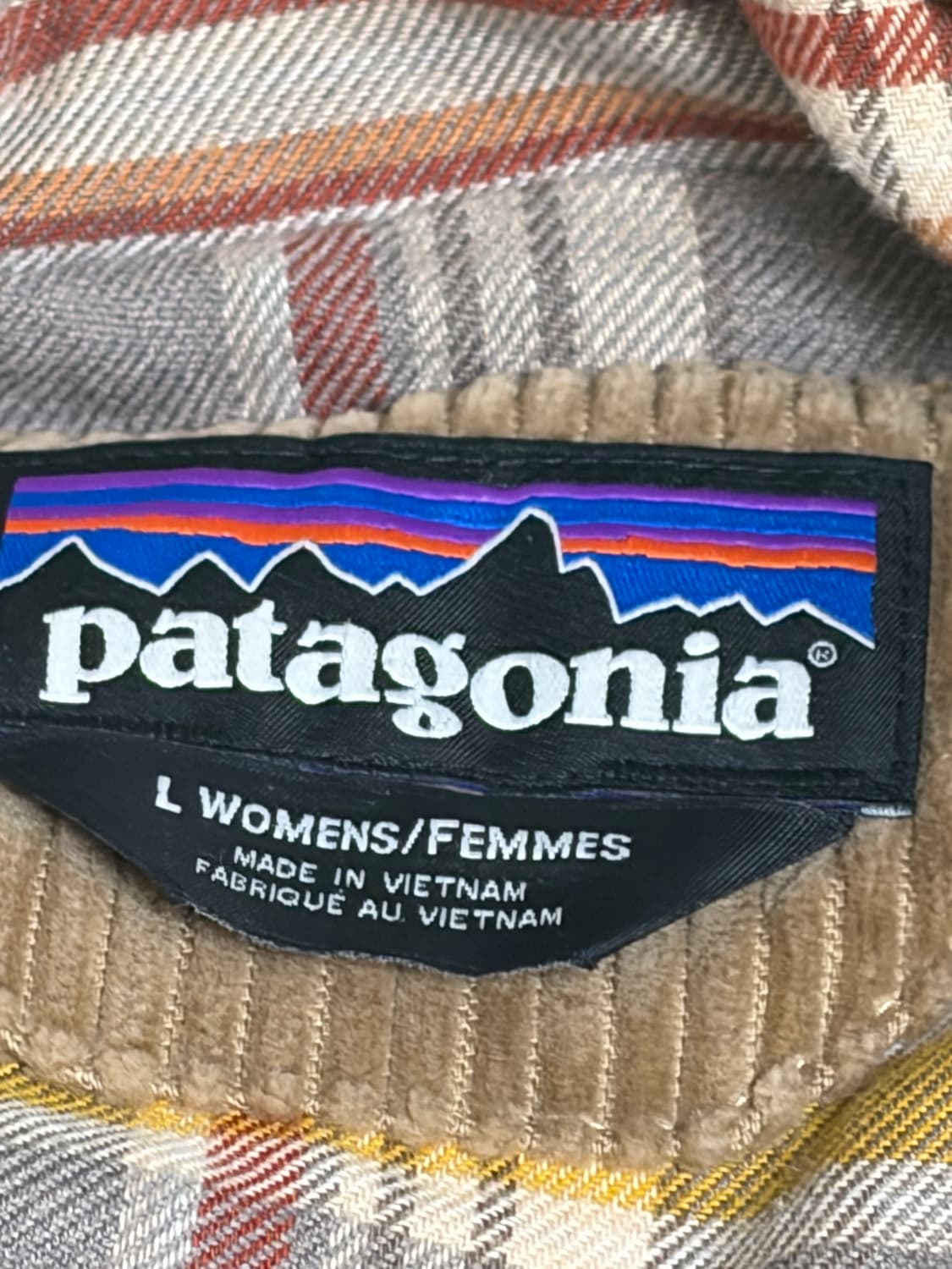 파타고니아 코듀로이 패딩 상품이미지2