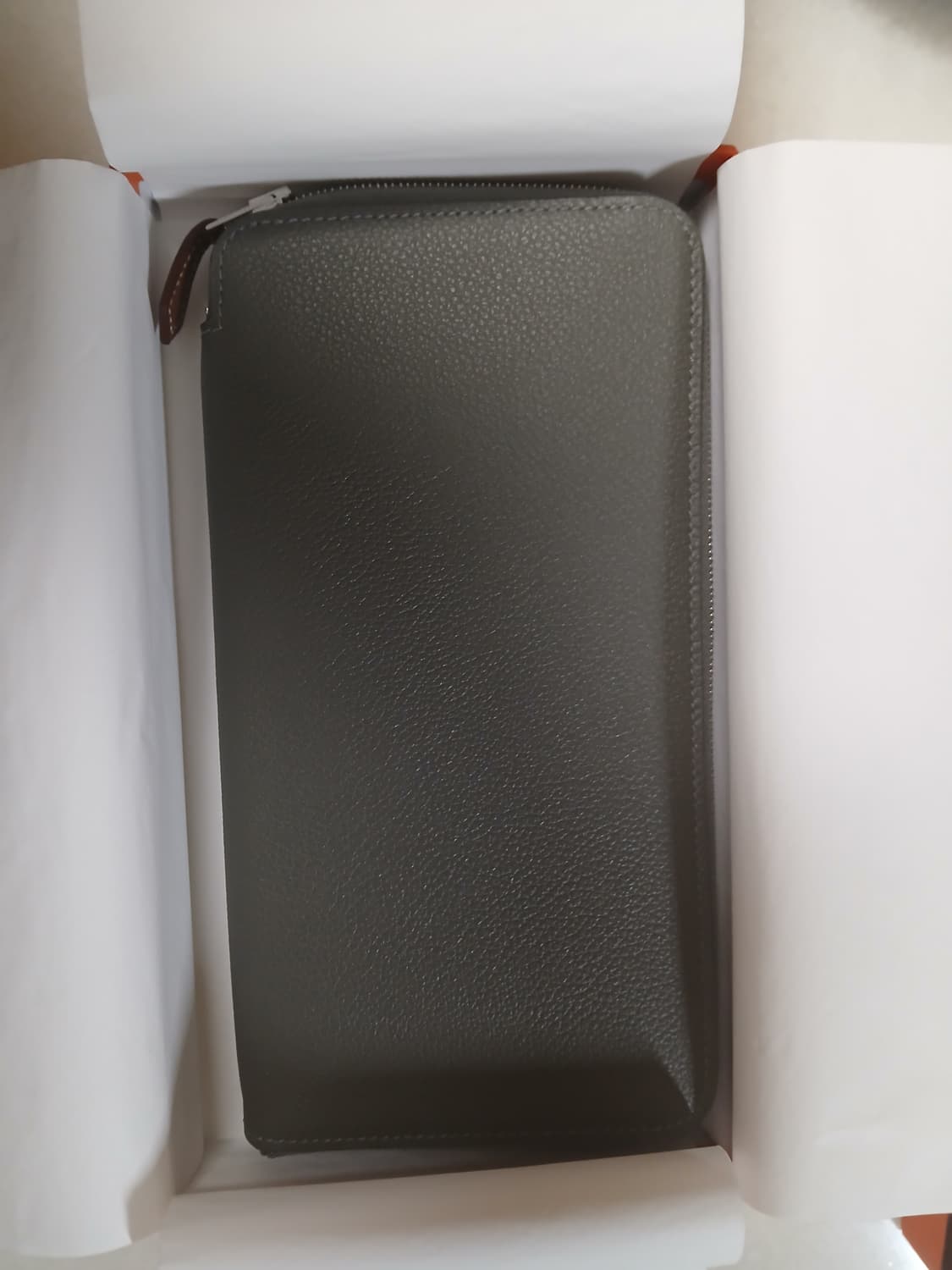 정품 새제품 에르메스 실크인 클래식 지퍼 장지갑 에버컬러 그리스 메이어 상품이미지5