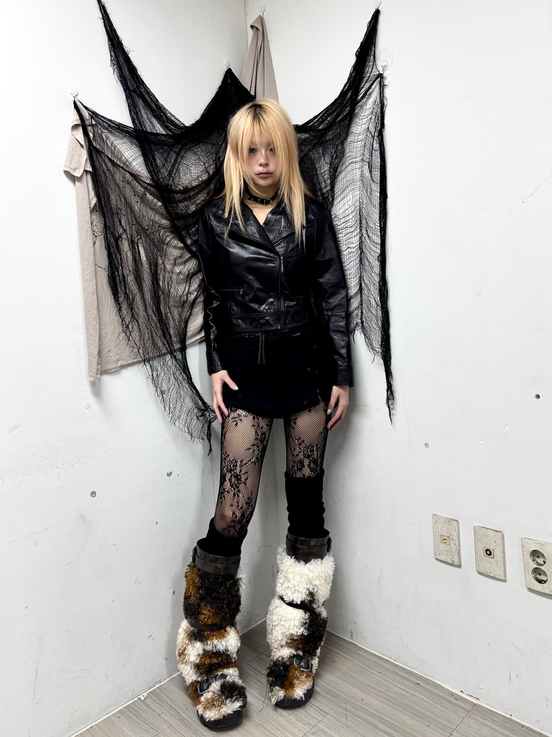 [Barbara Bui] RockChic High Neck Side Zi 상품이미지4