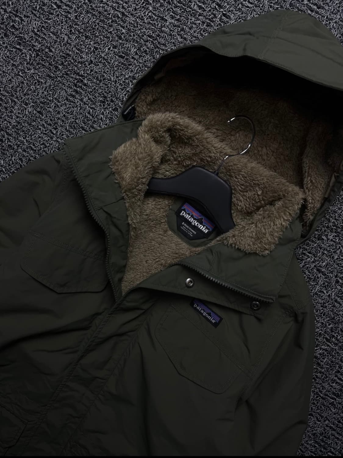 파타고니아 이스머스 유틸리티 양털 파카 올리브 상품이미지1