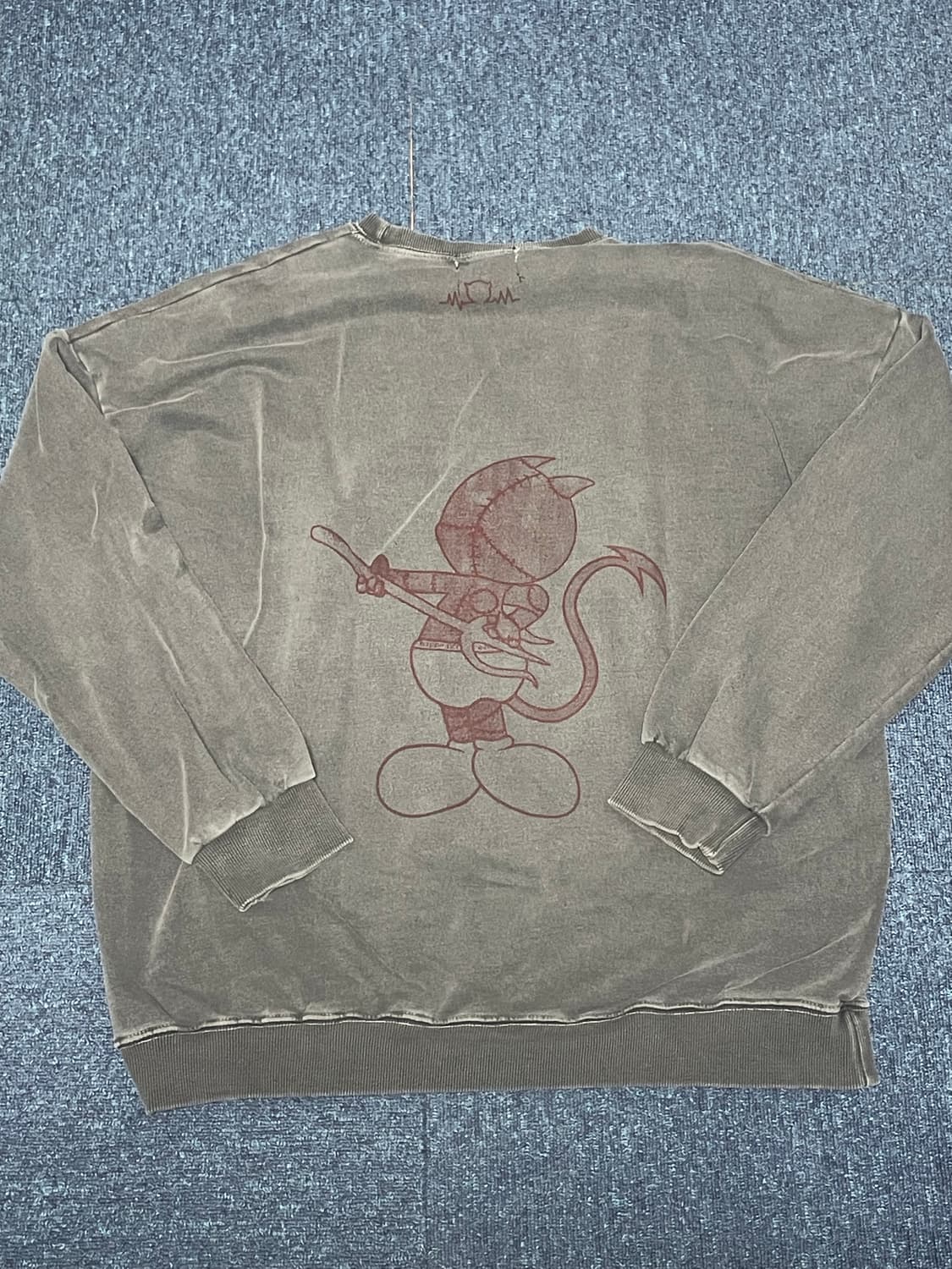 써저리 해피피플갤러리 스웻셔츠 상품이미지2