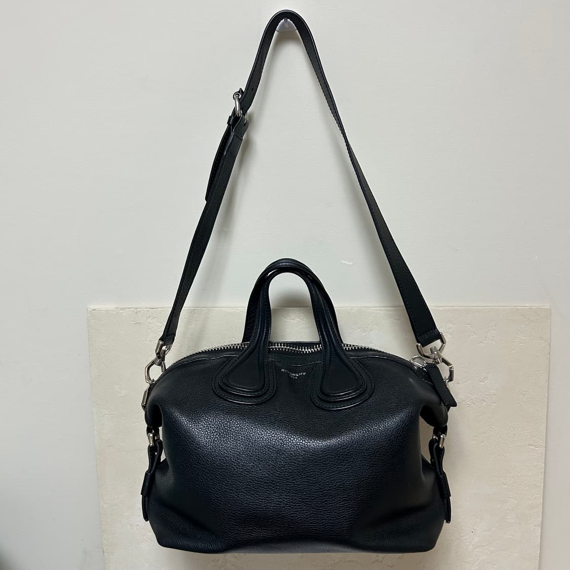 지방시 나이팅게일 스몰 토트백+스트랩 상품이미지8