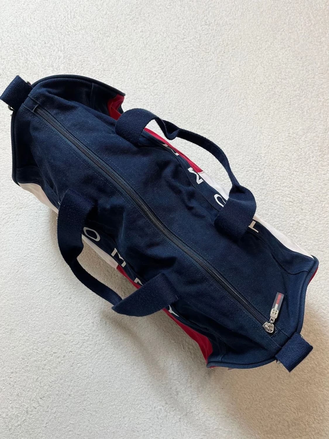 타미힐피거 00's 중형 원통 망치 크로스백 A1711 상품이미지3