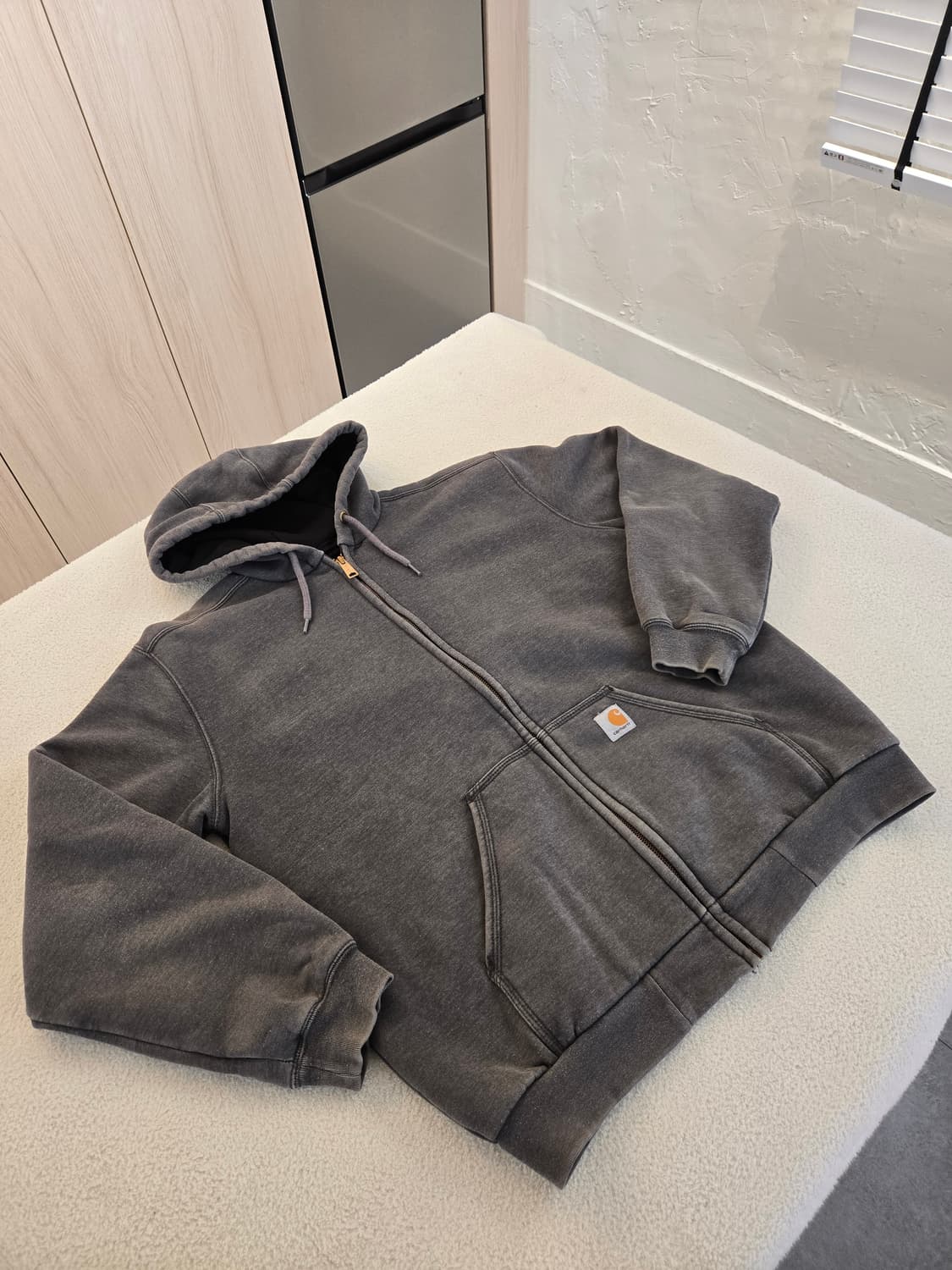 칼하트 맛있게 익은 워싱 후드집업 그레이 "써멀 후드집" M 상품이미지3