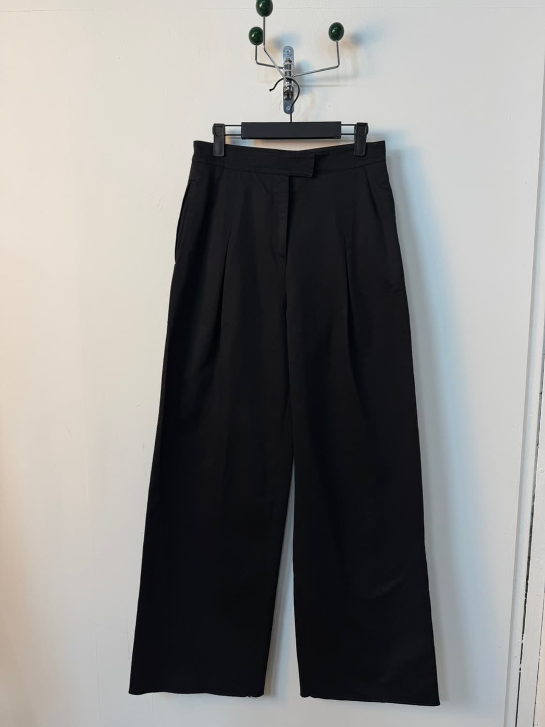 발렌티노 원 턱 팬츠  상품이미지2