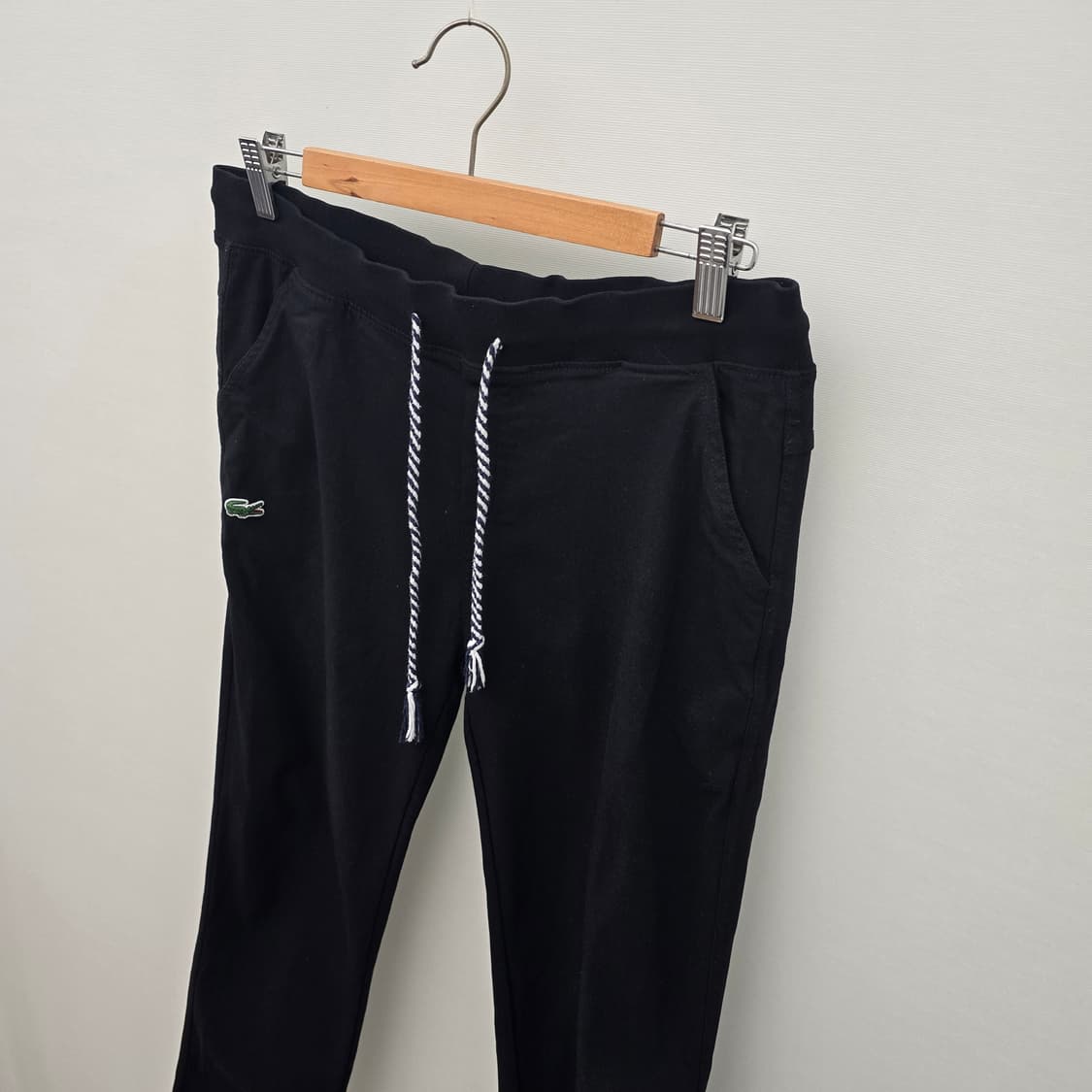 여성 라코스테 블랙 트레이닝 밴딩팬츠 상품이미지3
