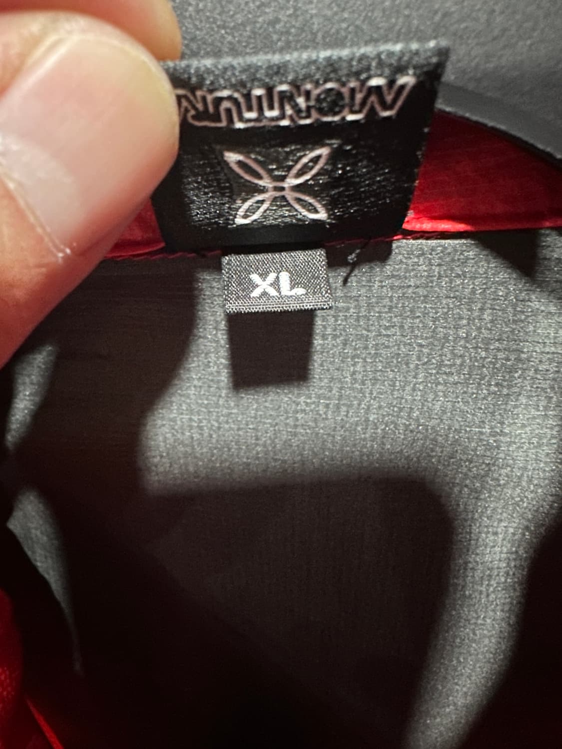 몬츄라 바람막이 XL 상품이미지4