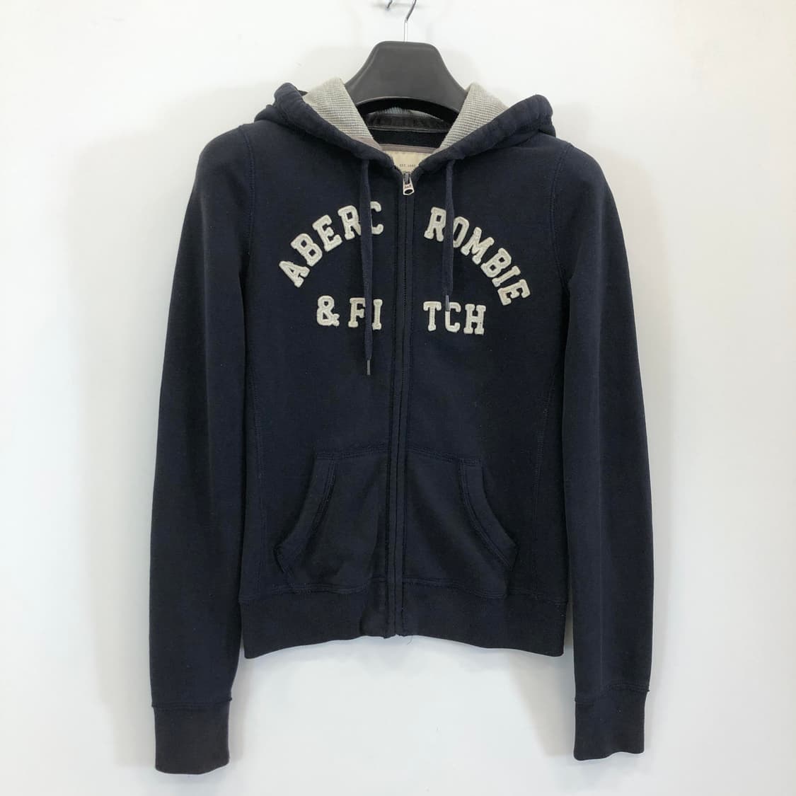 아베크롬비 Y2K 아치로고 후드집업 S 딱붙 상품이미지1