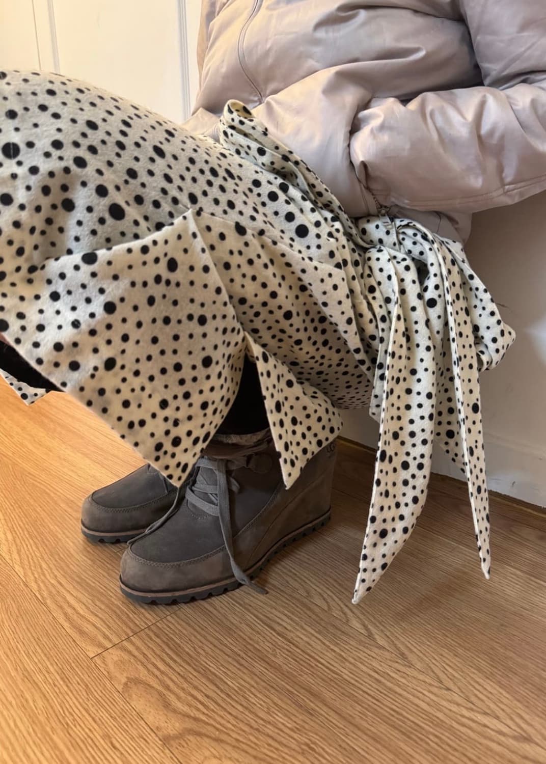 UGG 웨지힐 Kriston Waterproof Wedge Boots 상품이미지3