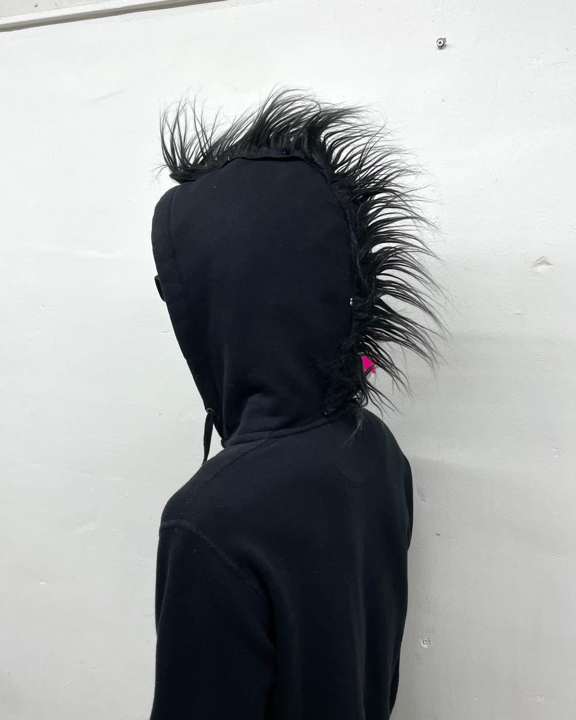 Mohawk Custom Black Hooded Zip-Up 상품이미지4