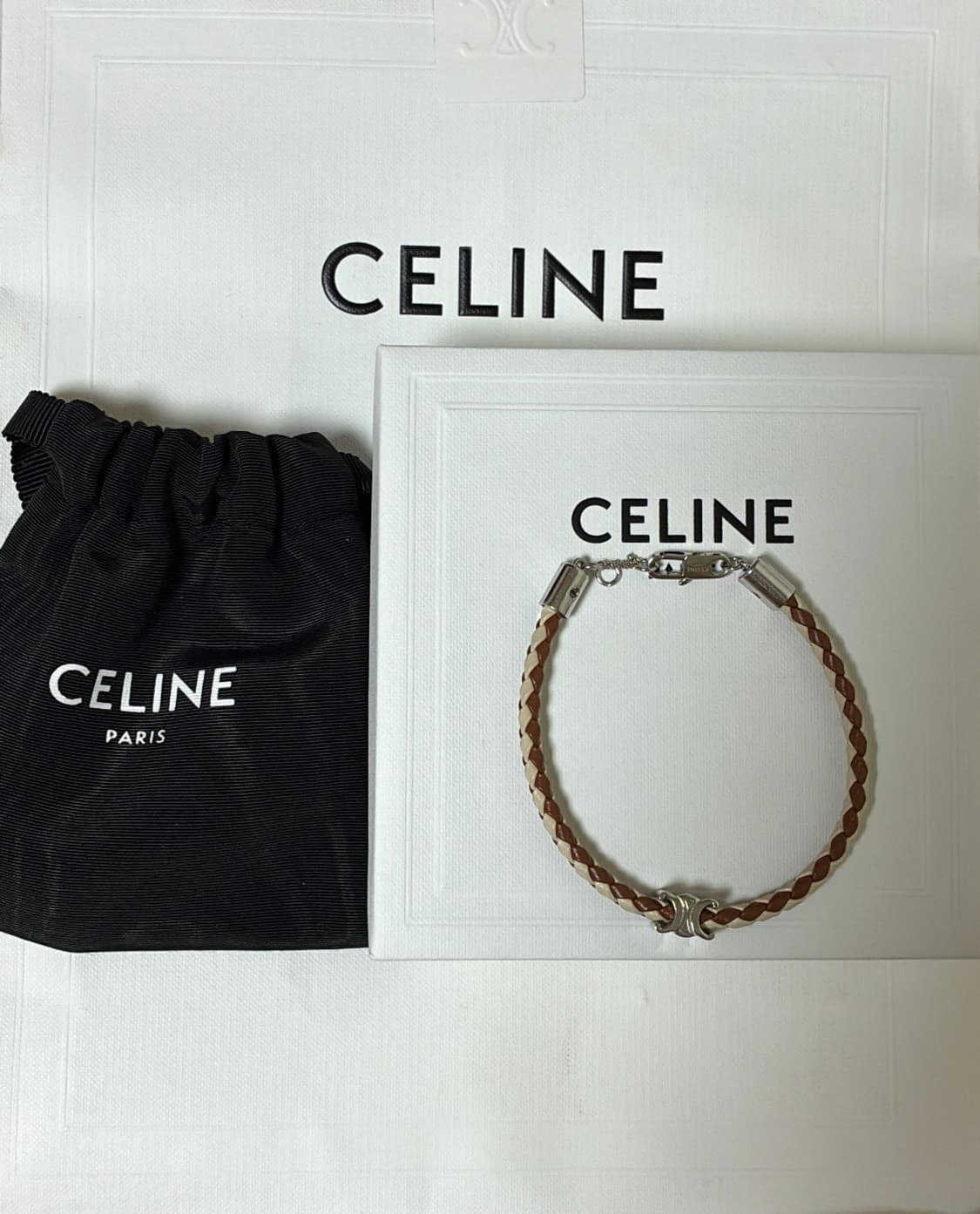 셀린느 팔찌 판매합니다. 상품이미지1