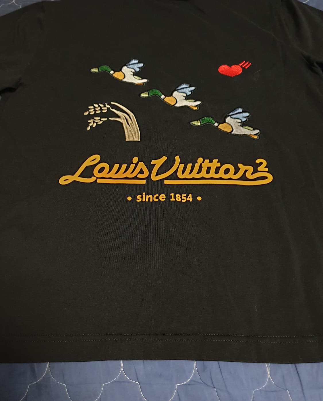루이비통 자수 반팔티 블랙 (L) 상품이미지2