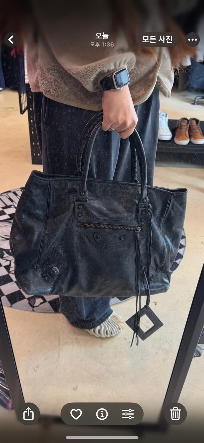 발렌시아가 클래식 선데이 토트백 상품이미지10