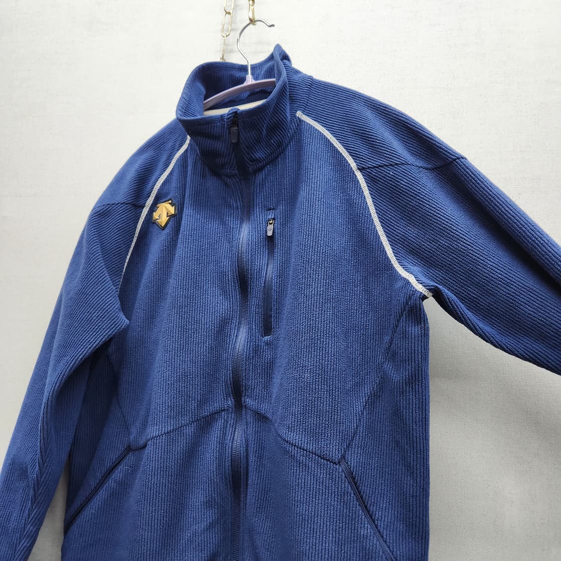 데상트 와펜 로고 코듀로이 집업 M 상품이미지2