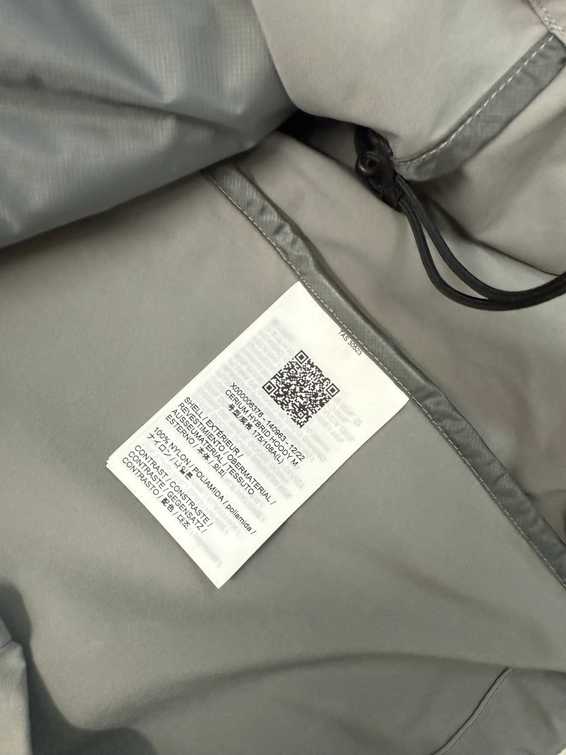 아크테릭스 세륨 하리브리드 L 사이즈 그레이색상  진짜 실물 고급스럽습니 상품이미지7