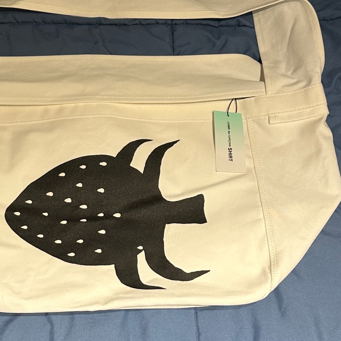 꼼데가르송 X 브렛웨스트폴 딸기 메신저백 가방 상품이미지3