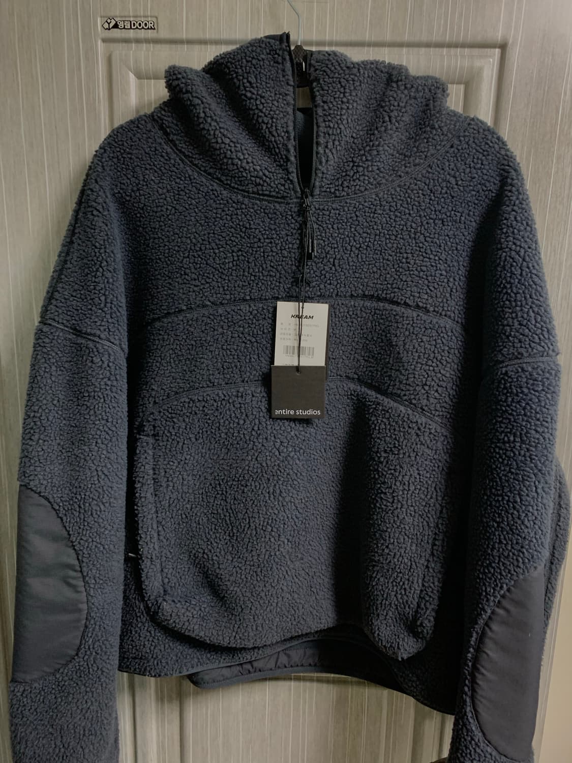 [m] 엔타이어스튜디오 플러피 플리스 V2 차콜 상품이미지5