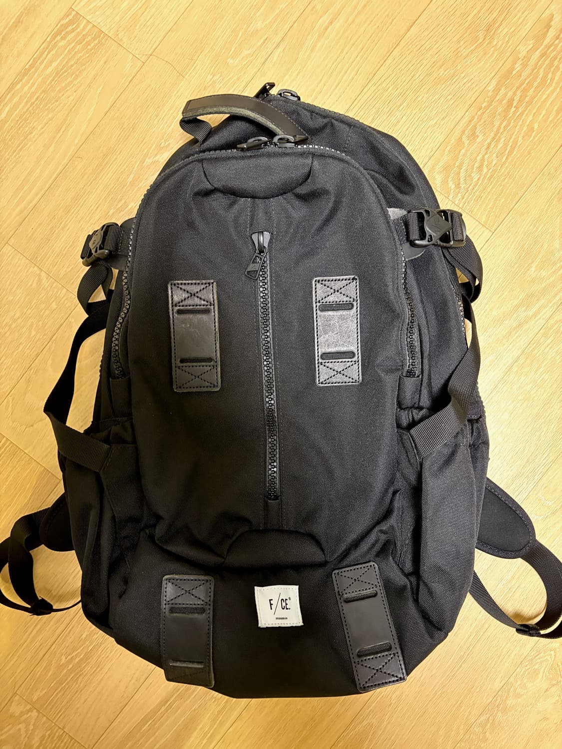 fce f/ce 950 travel 백팩 가방 블랙 33L 상품이미지1